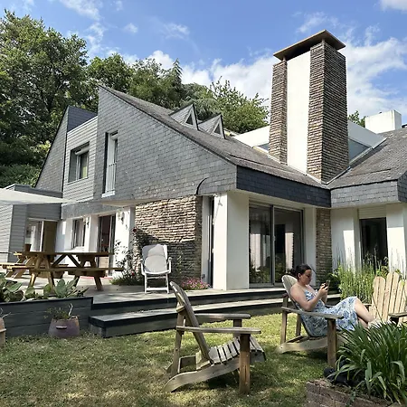 La Maison De L'orbiere לינה וארוחת בוקר