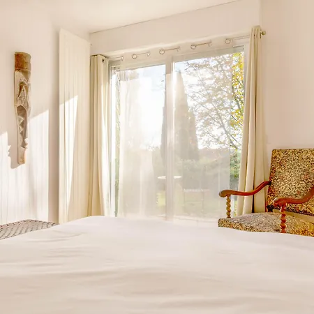 Bed & Breakfast La Maison De L'orbiere 3*
