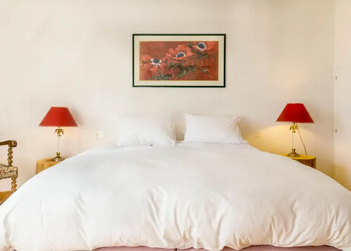 La Maison De L'orbiere Oda ve Kahvaltı 3*