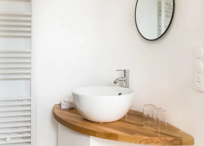 La Maison De L'orbiere Oda ve Kahvaltı Forcé