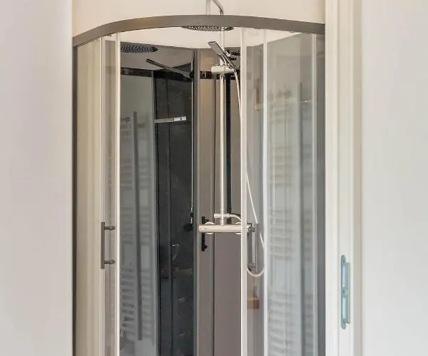 La Maison De L'orbiere Oda ve Kahvaltı 3*